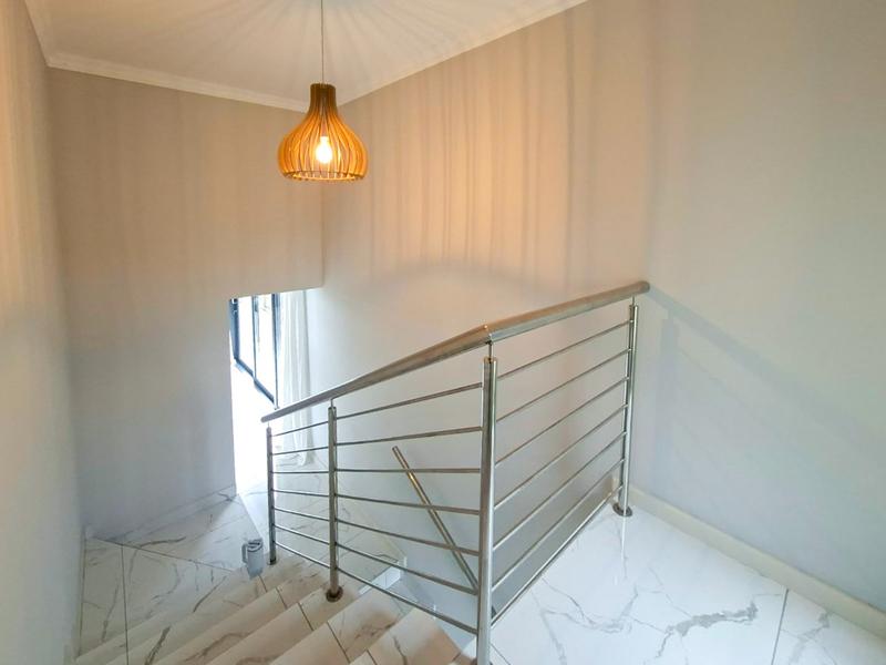 3 Bedroom Property for Sale in Hartenbos Heuwels Western Cape